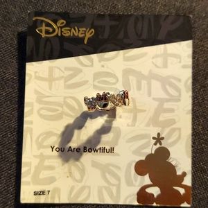 Disney Bowtiful ring